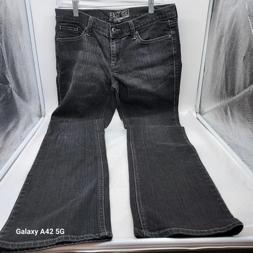 New York & Company East Side Straight Leg Jeans Black Faded Size 10‎ Average